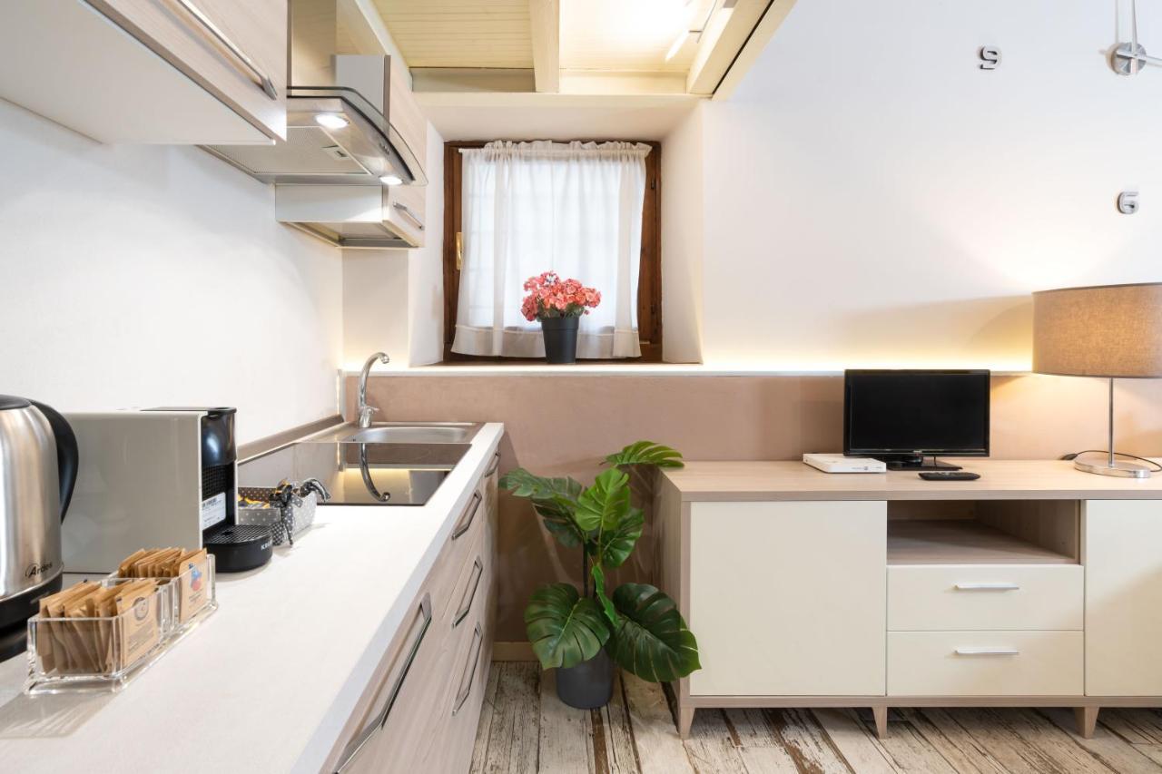 Romeo And Juliet Apartments Verona Exterior photo