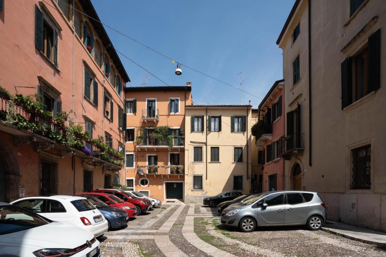 Romeo And Juliet Apartments Verona Exterior photo